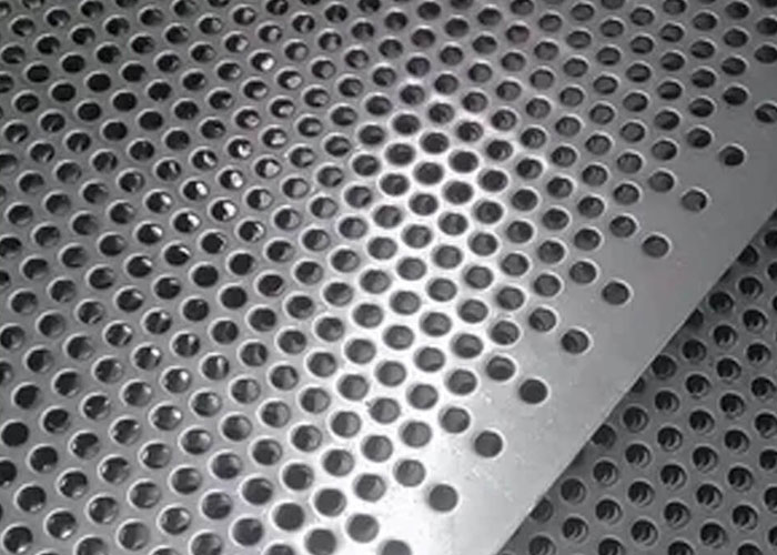 904L-SS-T-Pattern-Embossed-Plates,-Sheets-&-Coils